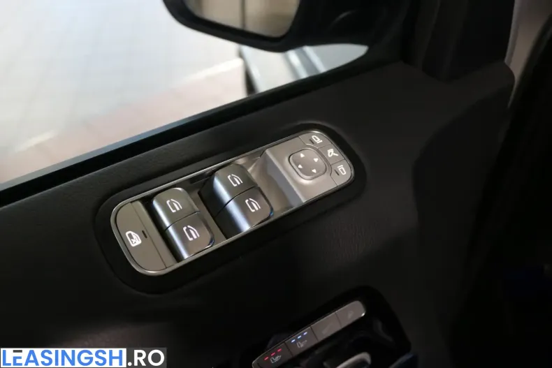 Mercedes-Benz G 450 (Clasa G) din 2025 cu 3.500 km - oferta MER241844 - foto 11