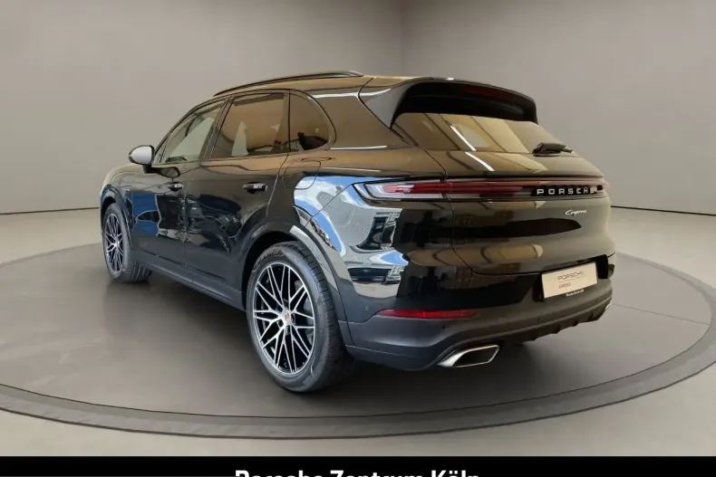 Porsche Cayenne din 2025 cu 2.138 km - oferta POR241846 - foto 4