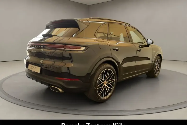 Porsche Cayenne din 2025 cu 2.138 km - oferta POR241846 - foto 6