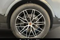 Porsche Cayenne din 2025 cu 2.138 km - oferta POR241846 - foto 12