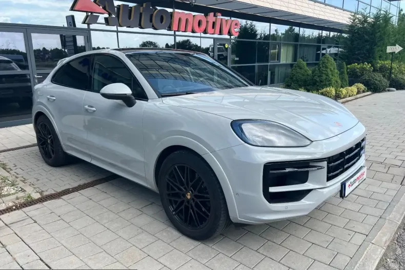 Porsche Cayenne din 2025 cu 26.000 km - oferta POR241848 - foto 1