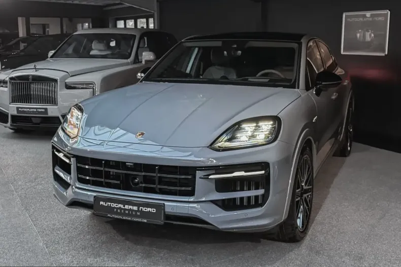 Porsche Cayenne din 2025 cu 16.000 km - oferta POR241851 - foto 2