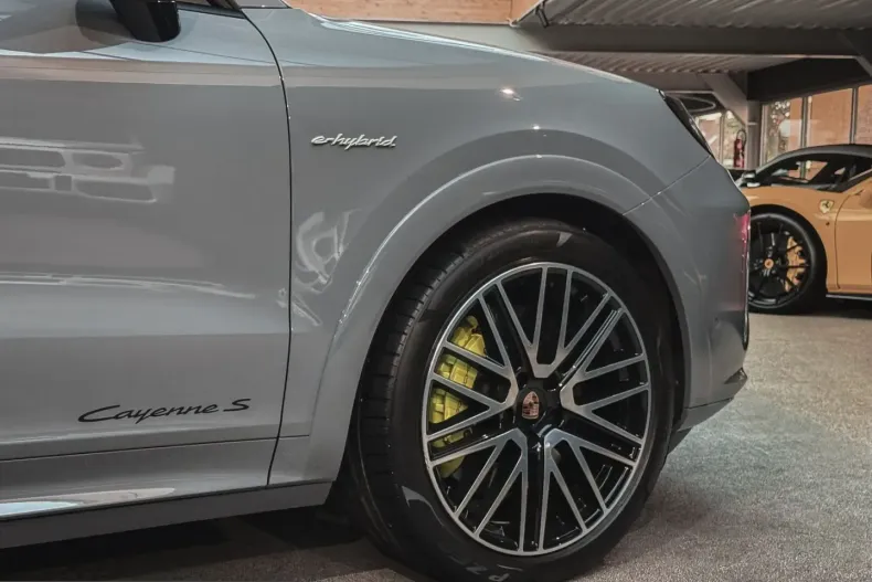 Porsche Cayenne din 2025 cu 16.000 km - oferta POR241851 - foto 5