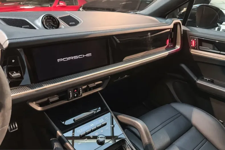 Porsche Cayenne din 2025 cu 16.000 km - oferta POR241851 - foto 14