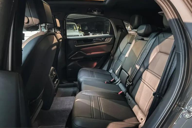 Porsche Cayenne din 2025 cu 16.000 km - oferta POR241851 - foto 18