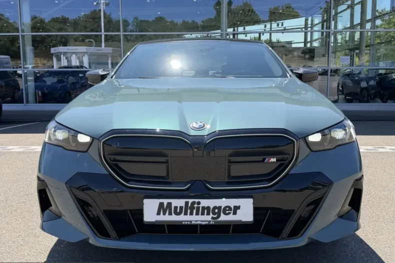 BMW i5 (Seria 5) din 2023 cu 33.190 km - oferta BMW241860 - foto 2
