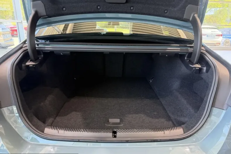 BMW i5 (Seria 5) din 2023 cu 33.190 km - oferta BMW241860 - foto 18