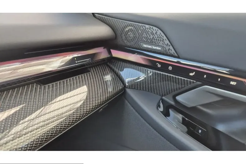BMW 520 (Seria 5) din 2025 cu 24.688 km - oferta BMW241861 - foto 12