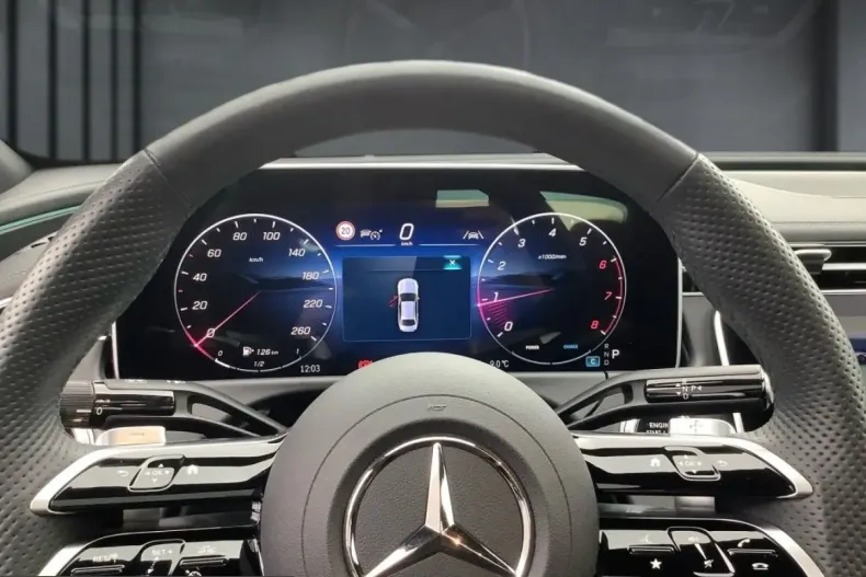 Mercedes-Benz E 200 (Clasa E) din 2025 cu 32.980 km - oferta MER241862 - foto 7