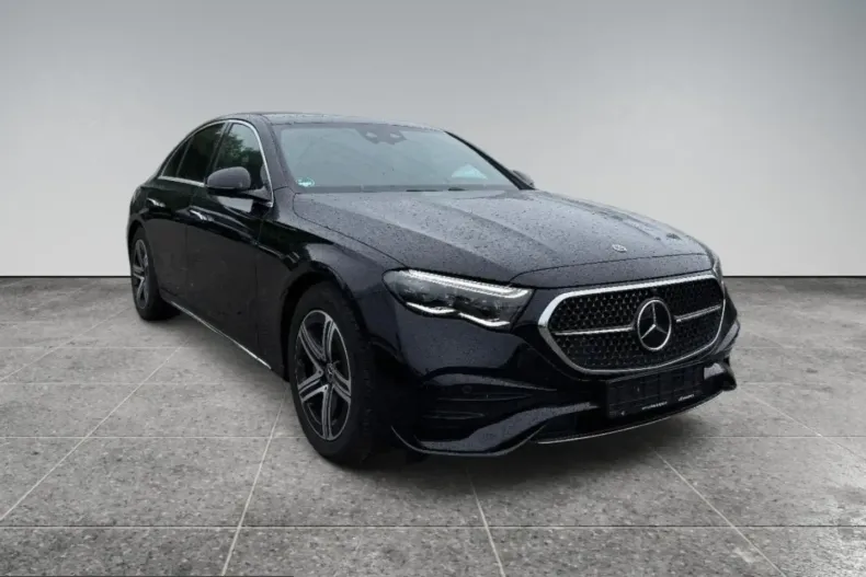 Mercedes-Benz E 220 (Clasa E) din 2025 cu 49.000 km - oferta MER241866 - foto 3