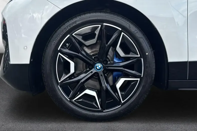 BMW iX din 2023 cu 28.300 km - oferta BMW241867 - foto 14