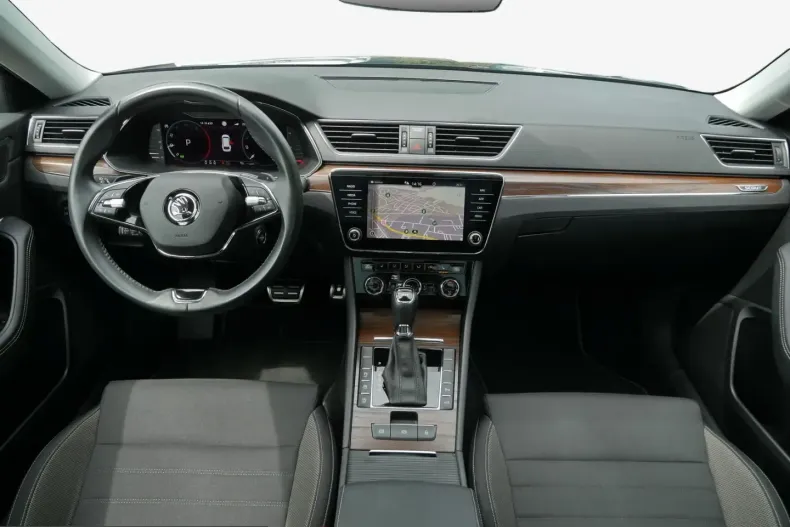 Skoda Superb din 2022 cu 81.298 km - oferta SKO241886 - foto 5