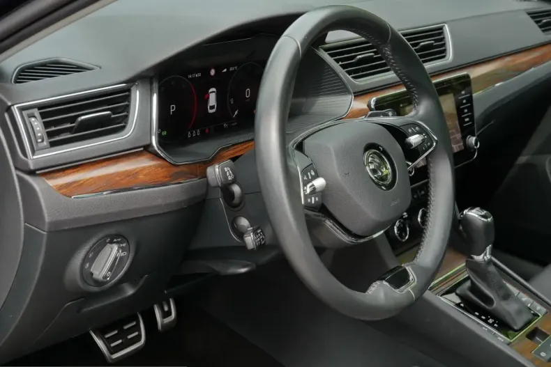 Skoda Superb din 2022 cu 81.298 km - oferta SKO241886 - foto 19