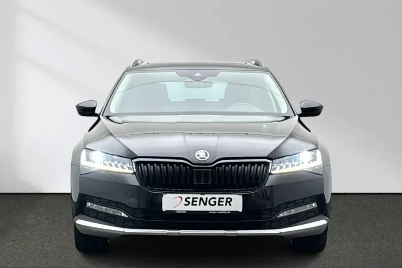 Skoda Superb din 2023 cu 80.565 km - oferta SKO241888 - foto 2