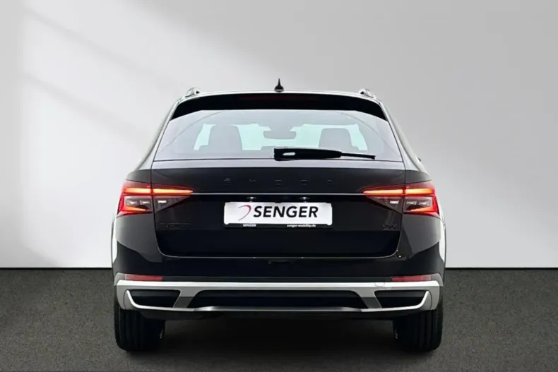 Skoda Superb din 2023 cu 80.565 km - oferta SKO241888 - foto 5