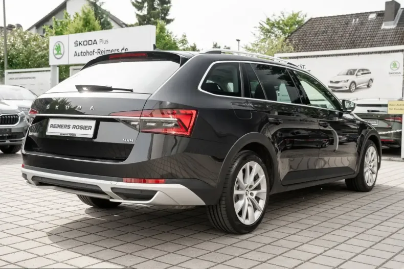 Skoda Superb din 2022 cu 64.950 km - oferta SKO241890 - foto 3