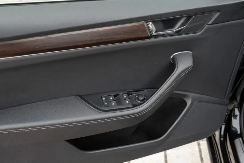Skoda Superb din 2022 cu 64.950 km - oferta SKO241890 - foto 25