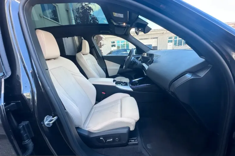 BMW X3 (Seria X) din 2025 cu 13.675 km - oferta BMW241892 - foto 30