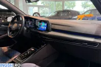 Volkswagen Golf din 2023 cu 43.685 km - oferta VOL241894 - foto 11