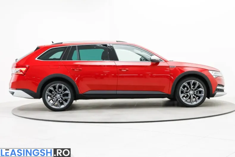 Skoda Superb din 2022 cu 42.500 km - oferta SKO241895 - foto 4