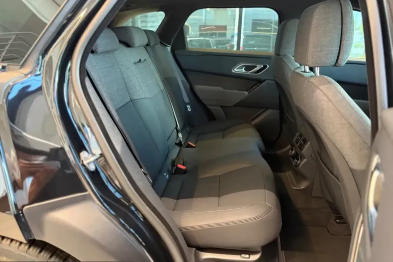 Land Rover Range Rover Velar din 2023 cu 14.837 km - oferta LAN241903 - foto 16