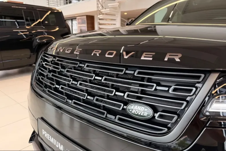 Land Rover Range Rover Velar din 2023 cu 14.837 km - oferta LAN241903 - foto 18