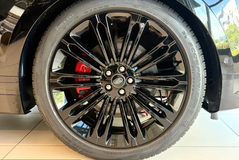 Land Rover Range Rover Velar din 2023 cu 14.837 km - oferta LAN241903 - foto 20