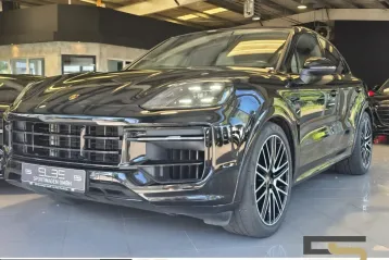 Porsche Cayenne din 2023 - oferta POR241905