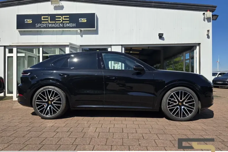 Porsche Cayenne din 2023 cu 77.498 km - oferta POR241905 - foto 8