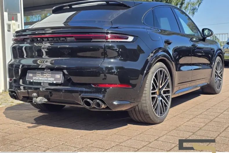 Porsche Cayenne din 2023 cu 77.498 km - oferta POR241905 - foto 9