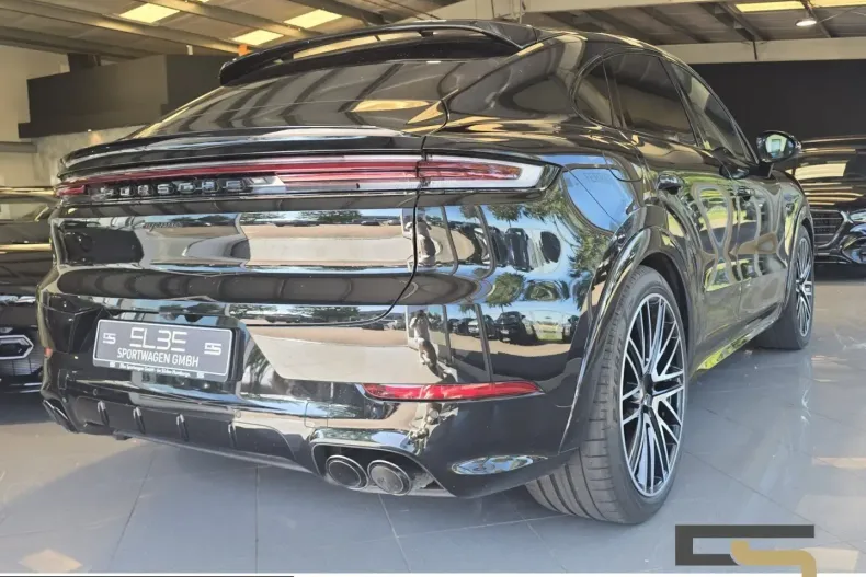 Porsche Cayenne din 2023 cu 77.498 km - oferta POR241905 - foto 13