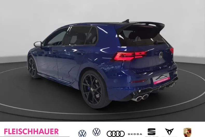 Volkswagen Golf din 2023 cu 29.485 km - oferta VOL241908 - foto 4