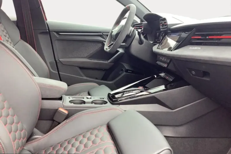 Audi RS3 din 2025 cu 8.250 km - oferta AUD241910 - foto 11