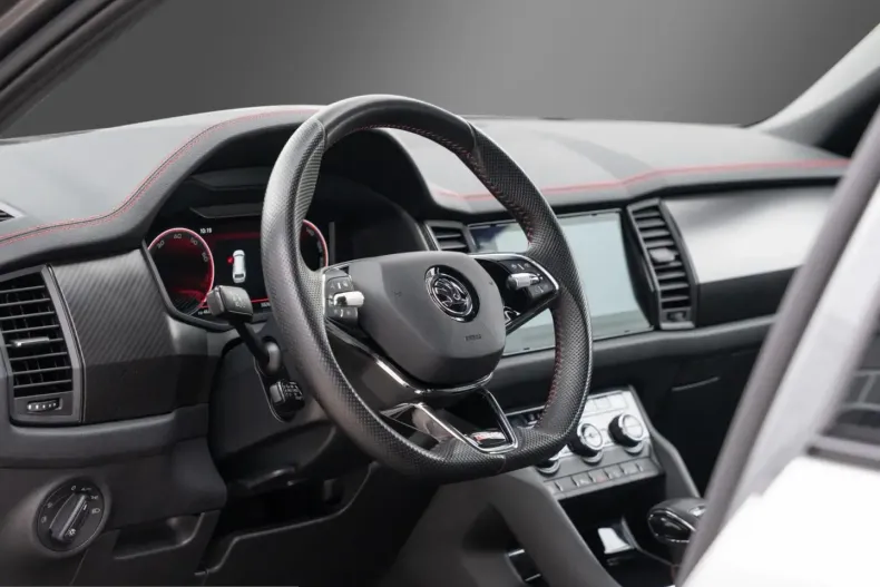 Skoda Kodiaq din 2023 cu 58.210 km - oferta SKO241913 - foto 16