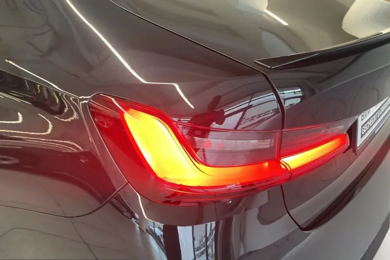 BMW M3 (Seria 3) din 2025 cu 17.719 km - oferta BMW241923 - foto 10