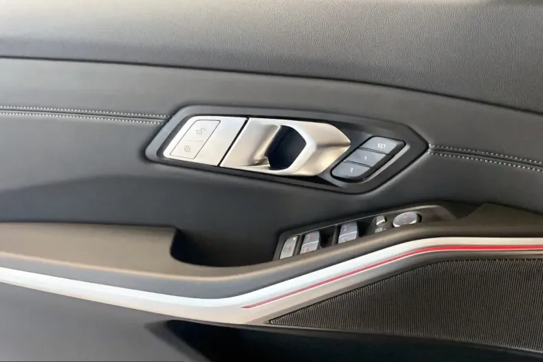 BMW M3 (Seria 3) din 2025 cu 17.719 km - oferta BMW241923 - foto 15
