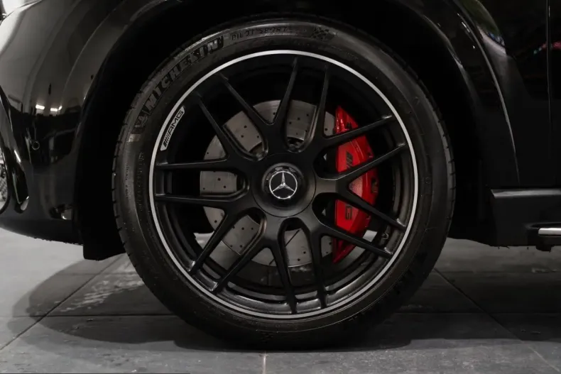 Mercedes-Benz GLE 63 AMG (Clasa GLE) din 2024 cu 29.960 km - oferta MER241926 - foto 7