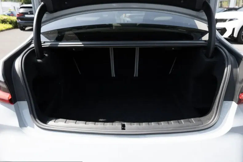 BMW M3 (Seria 3) din 2023 cu 67.758 km - oferta BMW241927 - foto 12