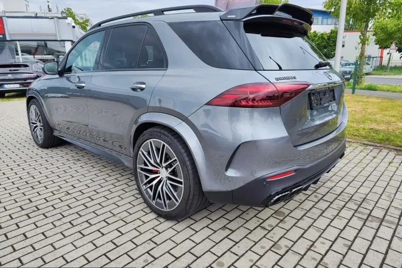 Mercedes-Benz GLE 63 AMG (Clasa GLE) din 2024 cu 32.806 km - oferta MER241928 - foto 4