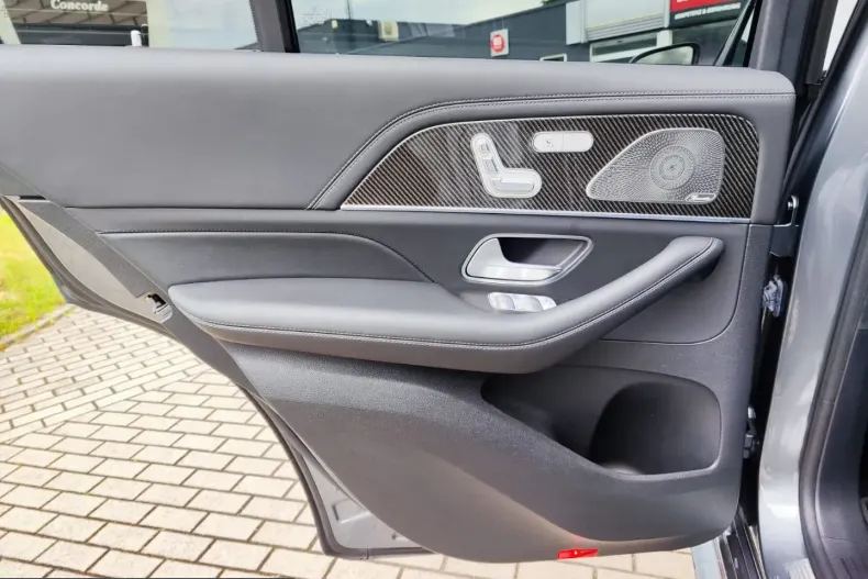 Mercedes-Benz GLE 63 AMG (Clasa GLE) din 2024 cu 32.806 km - oferta MER241928 - foto 10
