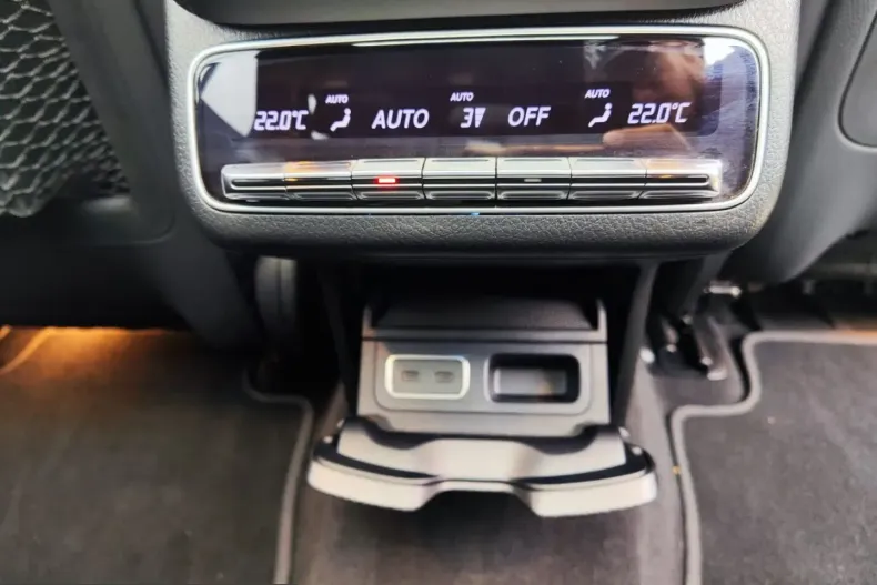 Mercedes-Benz GLE 63 AMG (Clasa GLE) din 2024 cu 32.806 km - oferta MER241928 - foto 24