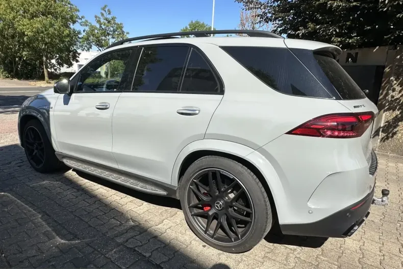 Mercedes-Benz GLE 63 AMG (Clasa GLE) din 2024 cu 15.000 km - oferta MER241933 - foto 6