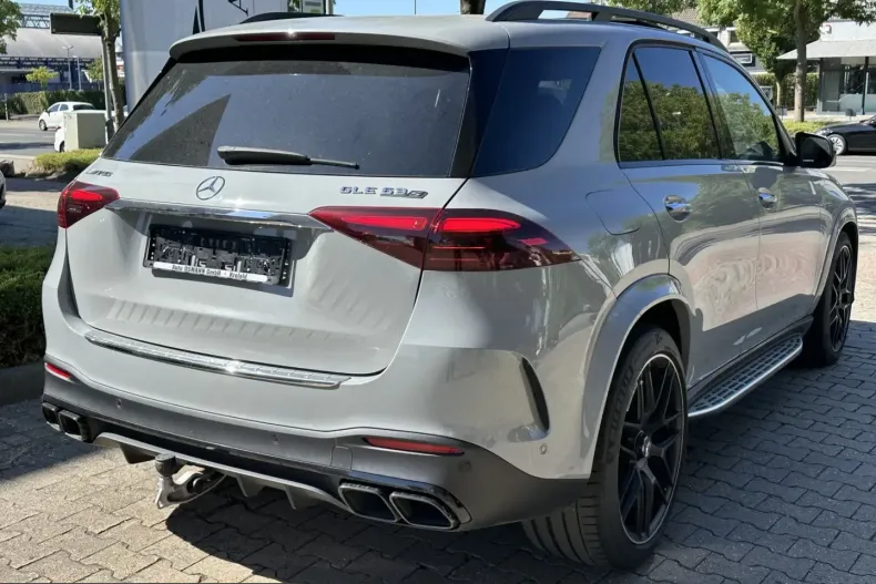 Mercedes-Benz GLE 63 AMG (Clasa GLE) din 2024 cu 15.000 km - oferta MER241933 - foto 8