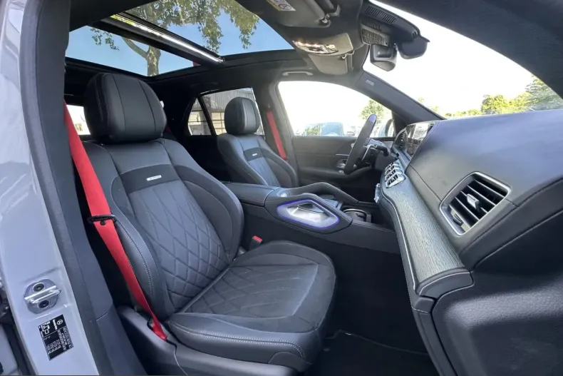 Mercedes-Benz GLE 63 AMG (Clasa GLE) din 2024 cu 15.000 km - oferta MER241933 - foto 14