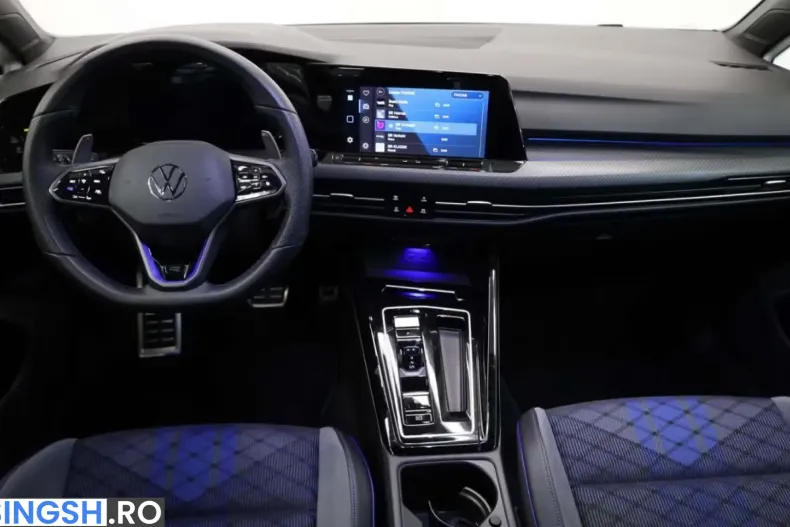 Volkswagen Golf din 2023 cu 11.552 km - oferta VOL241937 - foto 7