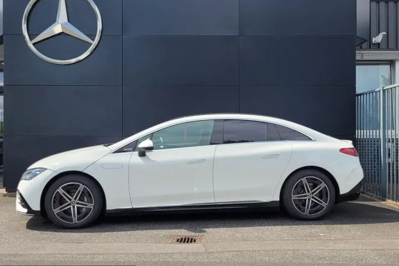 Mercedes-Benz EQE (Clasa E) din 2022 cu 38.000 km - oferta MER241939 - foto 3