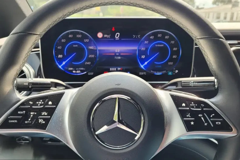 Mercedes-Benz EQE (Clasa E) din 2022 cu 38.000 km - oferta MER241939 - foto 7