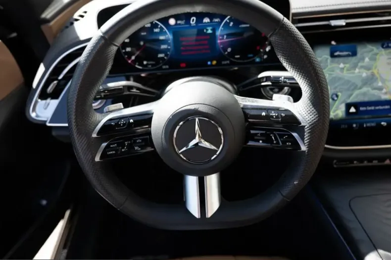 Mercedes-Benz E 450 (Clasa E) din 2025 cu 14.096 km - oferta MER241940 - foto 9