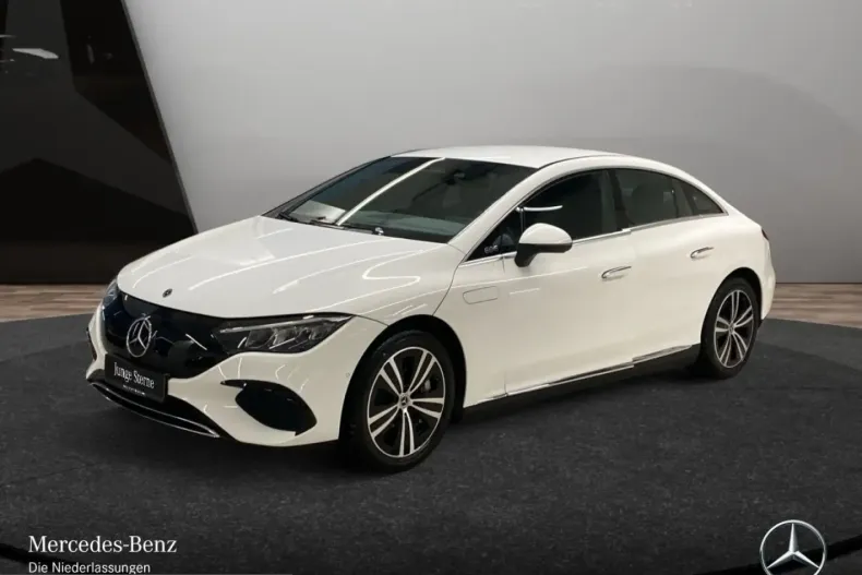 Mercedes-Benz EQE (Clasa E) din 2025 cu 18.005 km - oferta MER241941 - foto 1