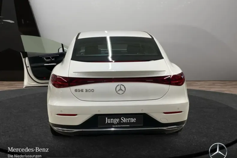 Mercedes-Benz EQE (Clasa E) din 2025 cu 18.005 km - oferta MER241941 - foto 7